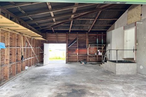 Photo of property in 93 Henderson Valley Road, Henderson, Auckland, 0612