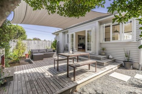 Photo of property in 45 Alfred Street, Fairfield, Hamilton, 3214