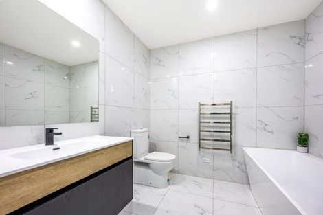 Photo of property in 9 Timu Road, Long Bay, Auckland, 0630