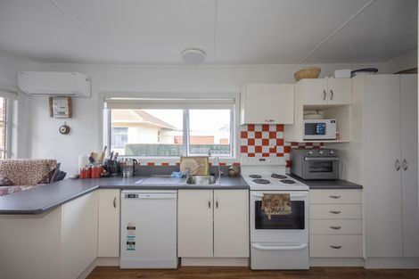 Photo of property in 29 Balmoral Street, Oamaru North, Oamaru, 9400