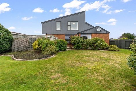 Photo of property in 9 Kerwood Place, Gore, 9710