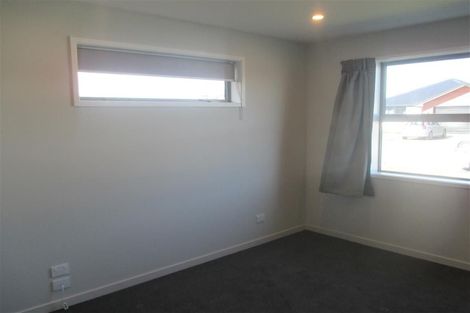 Photo of property in 27 Robert Duncan Road, Belfast, Christchurch, 8051