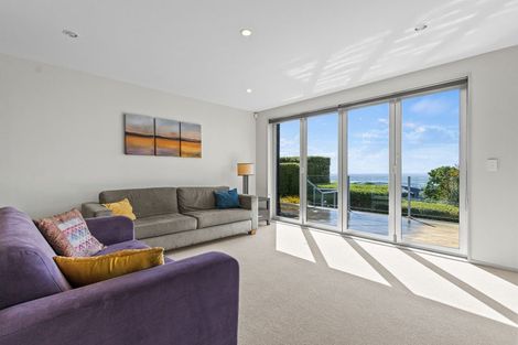 Photo of property in 5 Craigieburn Lane, Mount Pleasant, Christchurch, 8081