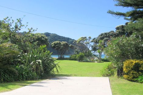 Photo of property in 138 Pipi Road, Whangamata, 3620