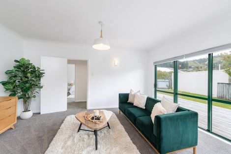 Photo of property in 19 Field Street, Silverstream, Upper Hutt, 5019