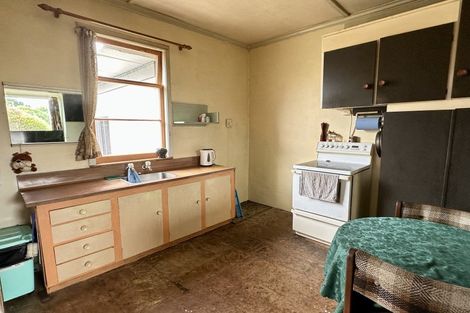 Photo of property in 240 Princes Street, Strathern, Invercargill, 9812