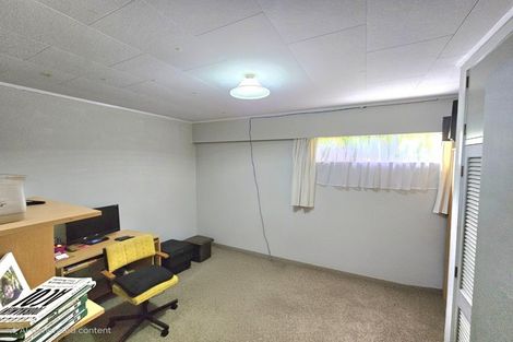 Photo of property in 5 Cargill Place, Frankleigh Park, New Plymouth, 4310