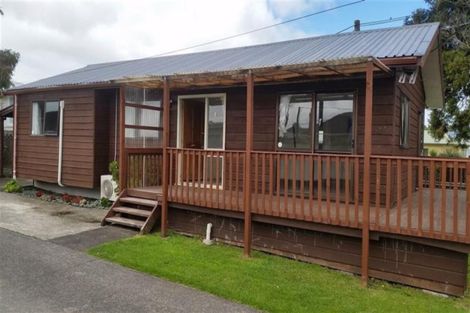 Photo of property in 13a Karamu Street, Strandon, New Plymouth, 4312