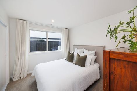 Photo of property in 6 Solitude Crescent, Kelvin Grove, 4414