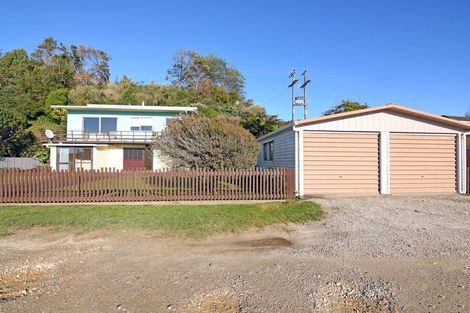 Photo of property in 14 Parapara Esplanade, Parapara, Takaka, 7182