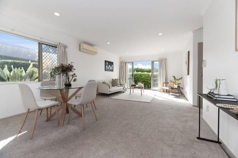 Photo of property in Waimanu Bay Village, 32/1 Piriti Drive, Te Atatu Peninsula, Auckland, 0610