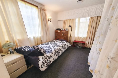 Photo of property in 15 Cargill Street, Papakura, 2110