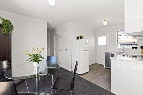 Photo of property in 1/508 Poplar Place, Akina, Hastings, 4122