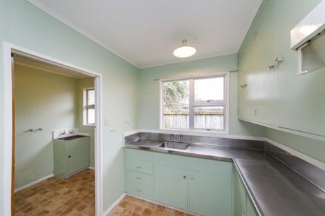 Photo of property in 2/175 Park Road, West End, Palmerston North, 4410