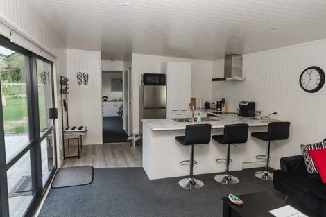 Photo of property in 261 Paparata Road, Bombay, 2675