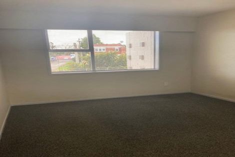 Photo of property in 7/13 Hill Road, Hillpark, Auckland, 2102