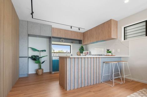 Photo of property in 95c Kervil Avenue, Te Atatu Peninsula, Auckland, 0610