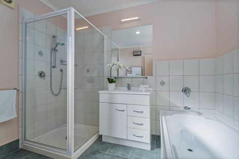Photo of property in 3 School House Lane, Whitianga, 3510