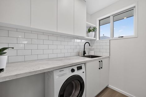 Photo of property in 2/37 Petrie Street, Richmond, Christchurch, 8013