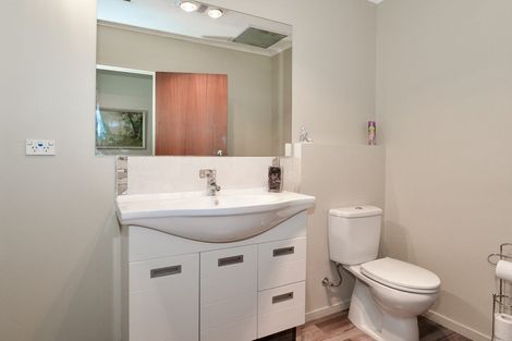 Photo of property in 6/512 Heretaunga Street East, Hastings, 4122