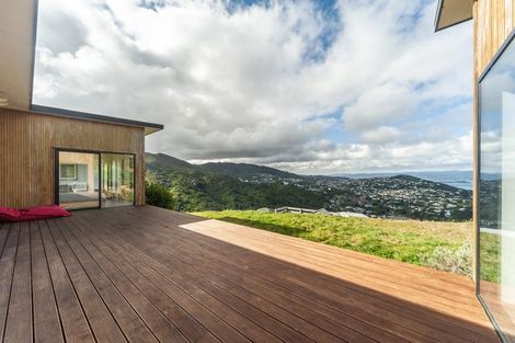 Photo of property in 99 Downing Street, Crofton Downs, Wellington, 6035