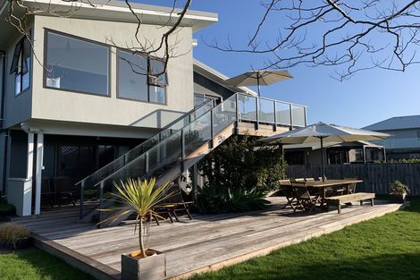 Photo of property in 68 Harper Road, Waimarama, Havelock North, 4294