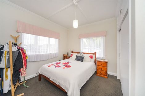 Photo of property in 351 Tremaine Avenue, Takaro, Palmerston North, 4412