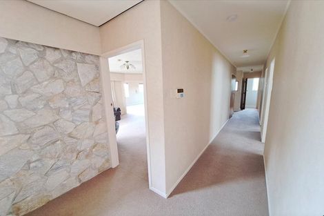 Photo of property in 17a Manu Crescent, Upper Vogeltown, New Plymouth, 4310