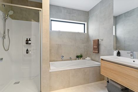 Photo of property in 25 Barrel Crescent, Swanson, Auckland, 0614