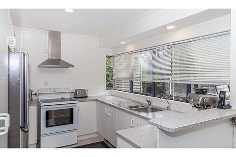 Photo of property in 137 Brightside Road, Stanmore Bay, Whangaparaoa, 0932