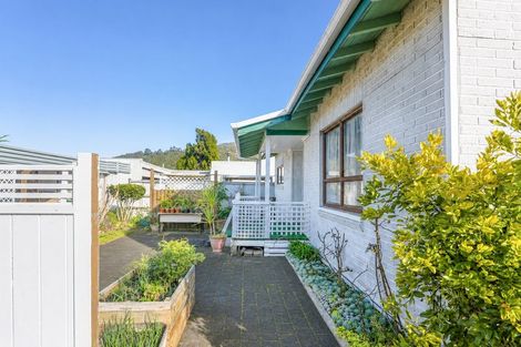 Photo of property in 23a Kawaha Point Road, Fairy Springs, Rotorua, 3015