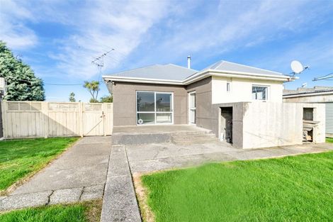 Photo of property in 674 Tay Street, Hawthorndale, Invercargill, 9810