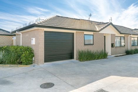 Photo of property in 8 Cosmith Lane, Frankton, Hamilton, 3204