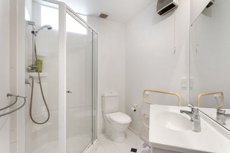 Photo of property in 5 Lorna Irene Drive, Raumati South, Paraparaumu, 5032