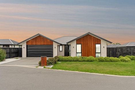 Photo of property in 6 Solitary Lane, Rolleston, 7615