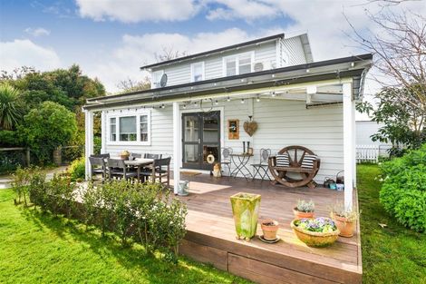 Photo of property in 41 Hammond Street, Bulls, 4818