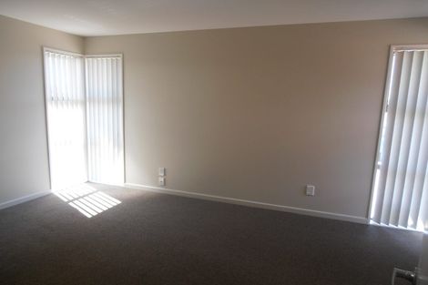 Photo of property in 8 Bowmore Lane, Broomfield, Christchurch, 8042