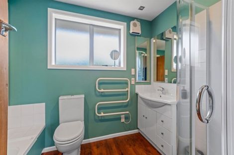 Photo of property in 138 Opawa Road, Opawa, Christchurch, 8023