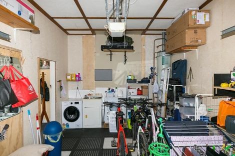 Photo of property in 30 Luxford Street, Berhampore, Wellington, 6023