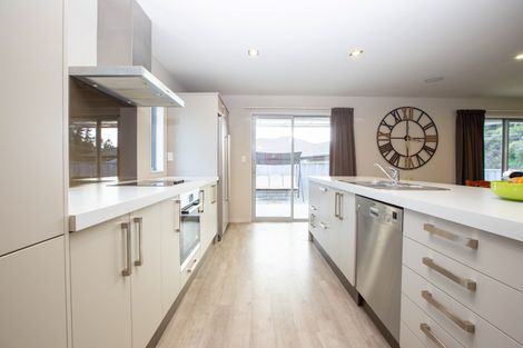 Photo of property in 3 Tussock Place, Stoke, Nelson, 7011