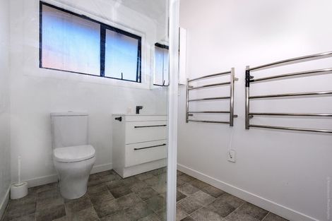 Photo of property in 46 Athol Terrace, Upper Riccarton, Christchurch, 8041