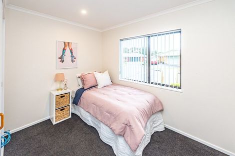 Photo of property in 1 Loader Place, Tawhero, Whanganui, 4501