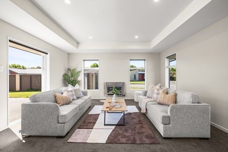 Photo of property in 30 Davaar Crescent, Broomfield, Christchurch, 8042