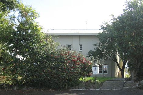Photo of property in 8 Lambton Road, Hospital Hill, Napier, 4110