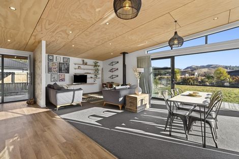 Photo of property in Luggate Park, 3 Cooper Crescent, Luggate, Cromwell, 9383