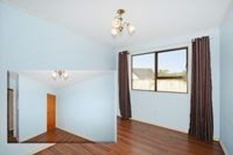 Photo of property in 87 Kingsley Street, Stokes Valley, Lower Hutt, 5019