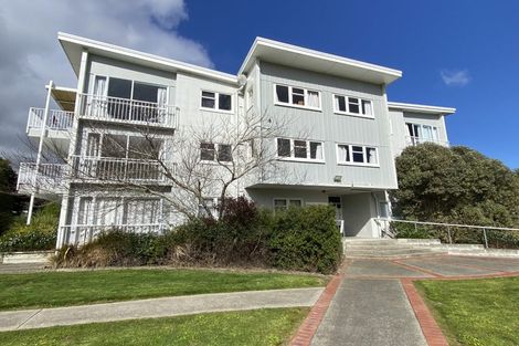 Photo of property in 95 Farmer Crescent, Taita, Lower Hutt, 5011