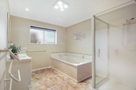 Photo of property in 54 Cairnmuir Crescent, Cromwell, 9310