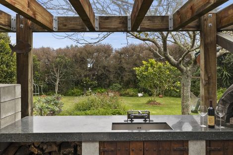 Photo of property in 15 Ti Tree Place, Mangawhai Heads, Mangawhai, 0505