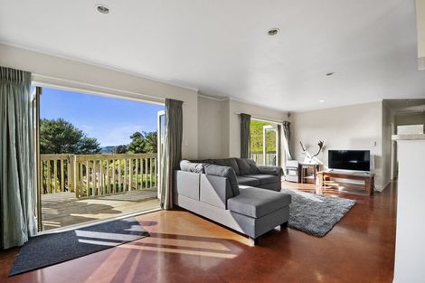 Photo of property in 1529 South Head Road, South Head, Helensville, 0874